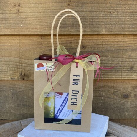 2025 04 Trio Mara (6) 2025 04 Trio Mara (6)