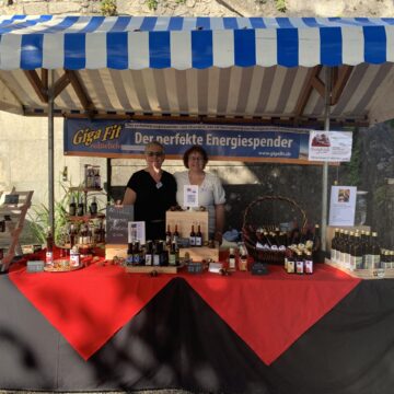 *HERZLICHEN DANK* für all die vielen Besuche, Komplimente und Einkäufe bei schönstem Herbstwetter am Markt auf Schloss Wildegg!