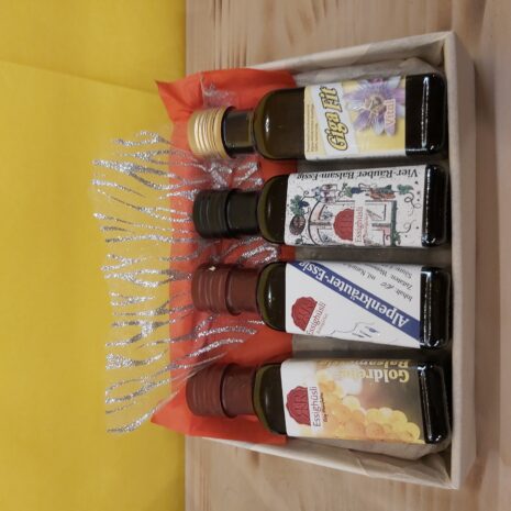 Quatro 4,Giga In Schachteli Quatro 4,Giga In Schachteli